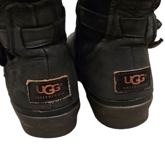 UGG Boots Womens Size 8 SIMMENS S/N 1008439 Combat Moto Biker Boots - Picture 3 of 6